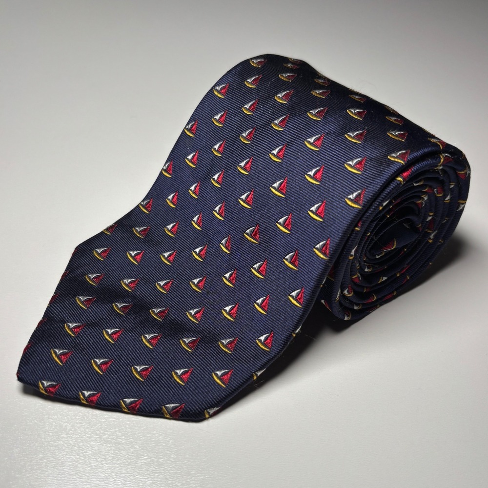 Brooks Brothers Sailboat Silk Necktie Navy Blue Nautical Motif Makers‎ Tie USA